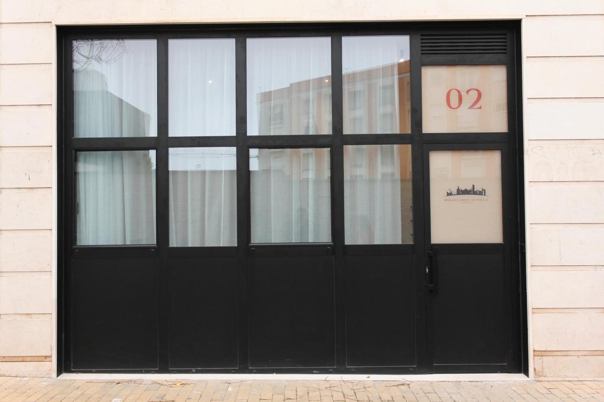 Monkeys Apartments Miraflores 塞维利亚 外观 照片